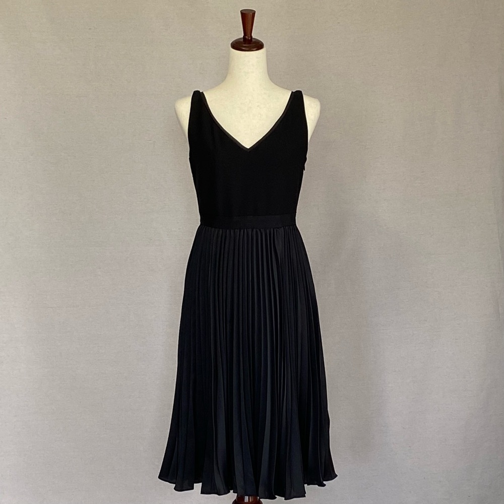 Banana Republic Pleated Fit Flare Sleeveless Dress - Picture 10 of 14